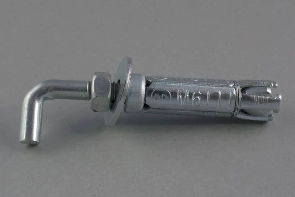 Kotwy z hakiem - kluczowe informacje o typach, zastosowaniach i cechach