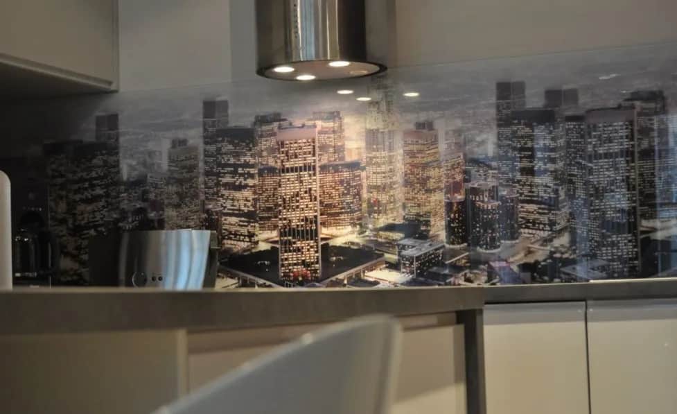 Szkło do kuchni hartowane czy nie? Poznaj kluczowe różnice i wybór.