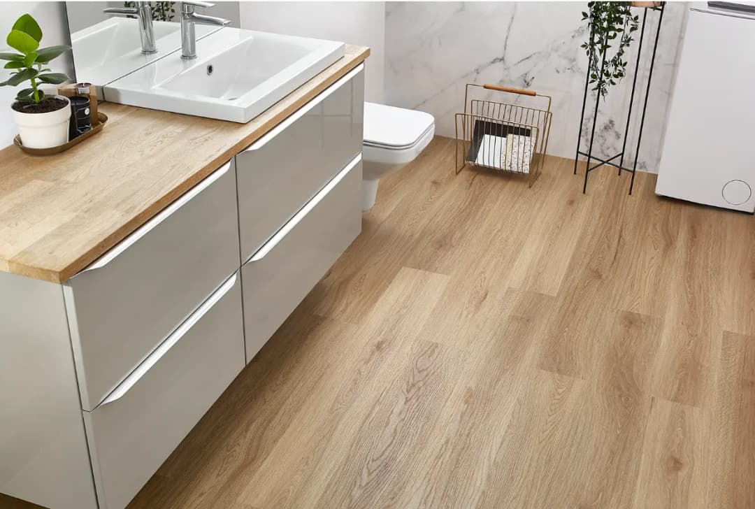 Czy panele winylowe nadają się do łazienki? Oto, co musisz wiedzieć!