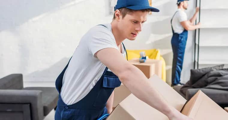 Ile kosztuje transport mebli? Sprawdź, co wpływa na ceny usług!