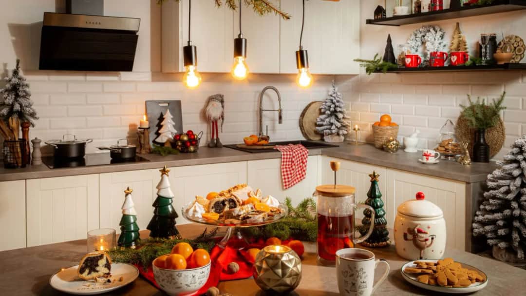 Jak ozdobić kuchnię na Boże Narodzenie – ciekawe pomysły i inspiracje
