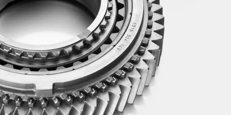 Czym odtłuścić stal przed malowaniem, aby farba dobrze trzymała?