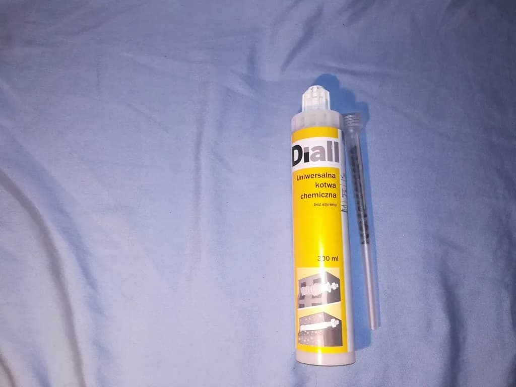 Kotwa chemiczna Diall opinie: co mówią użytkownicy o jej skuteczności?