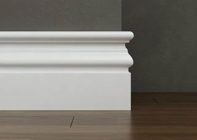 Jakie listwy przypodłogowe do łazienki wytrzymają wilgoć i uszkodzenia?