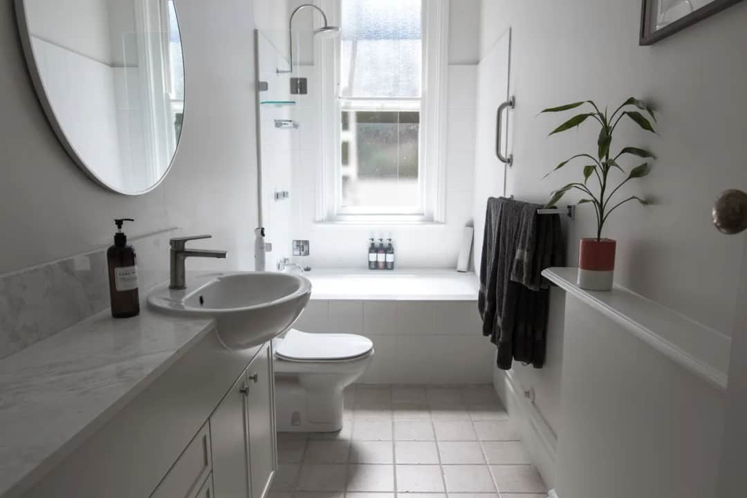 Jak zrobić remont łazienki bez zbędnych kosztów i problemów?